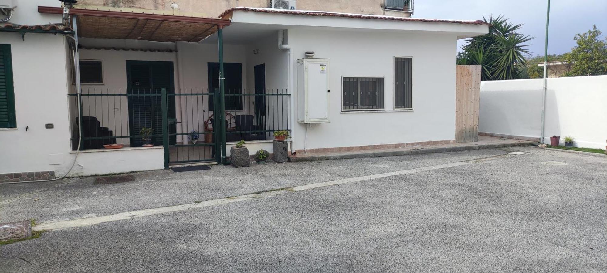 לינה וארוחת בוקר פומפיי Il Cortile מראה חיצוני תמונה